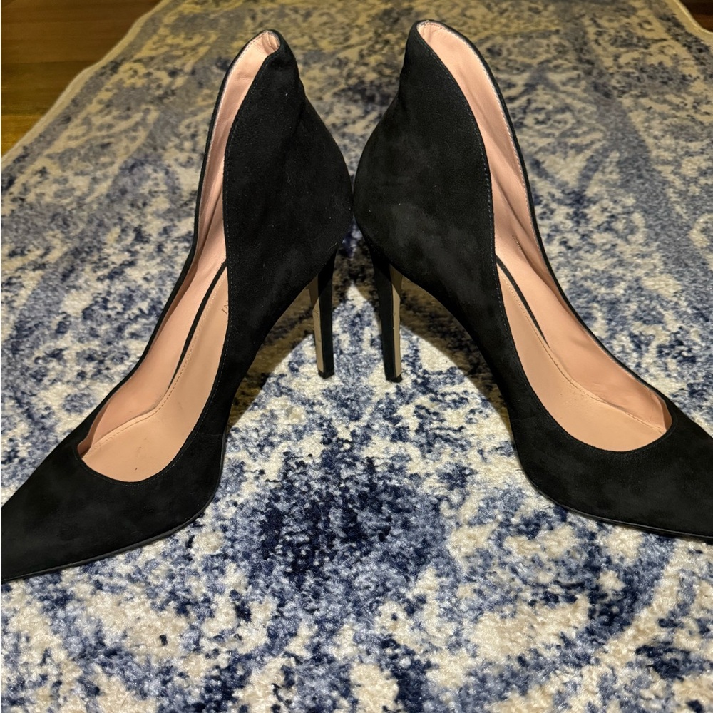 Enzo Angiolini Black Suede Vamp Pumps